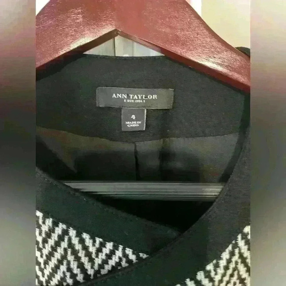 Ann Taylor black and white wool chevron print  jacket Sz 4 - Picture 5 of 15